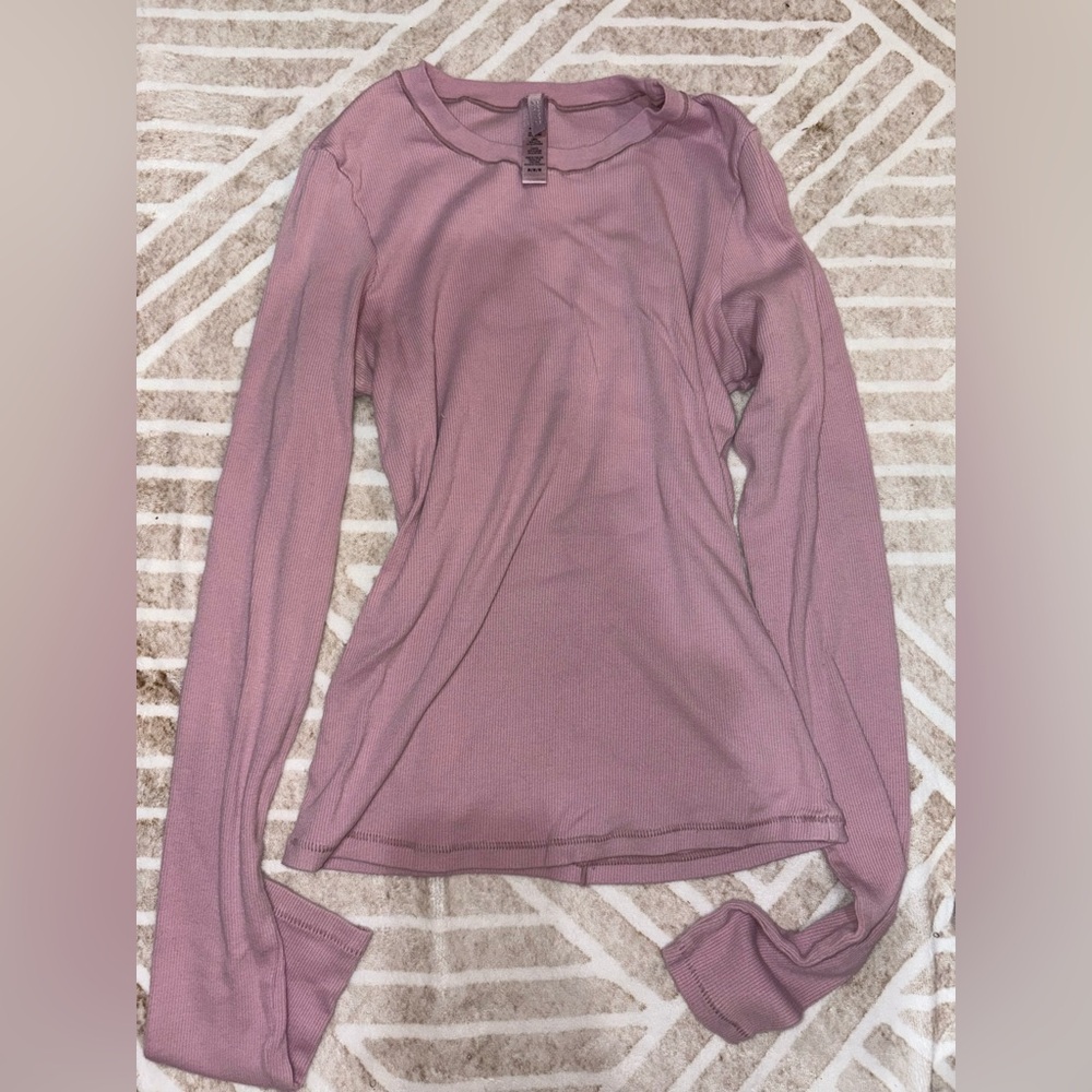 SKIMS COTTON RIB LONG SLEEVE IN DISCONTINUED MAUVE